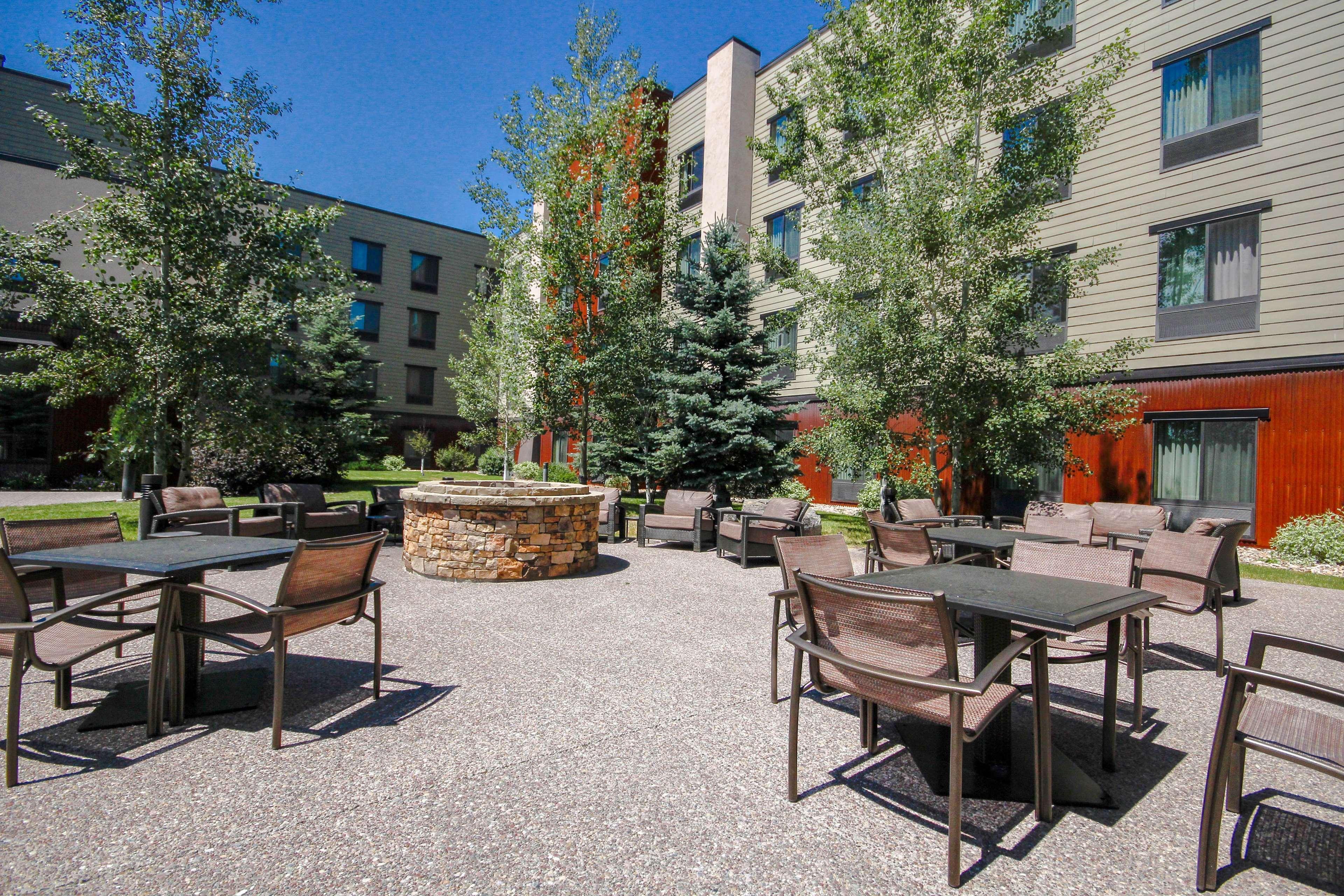 Homewood Suites By Hilton Боузман Екстериор снимка